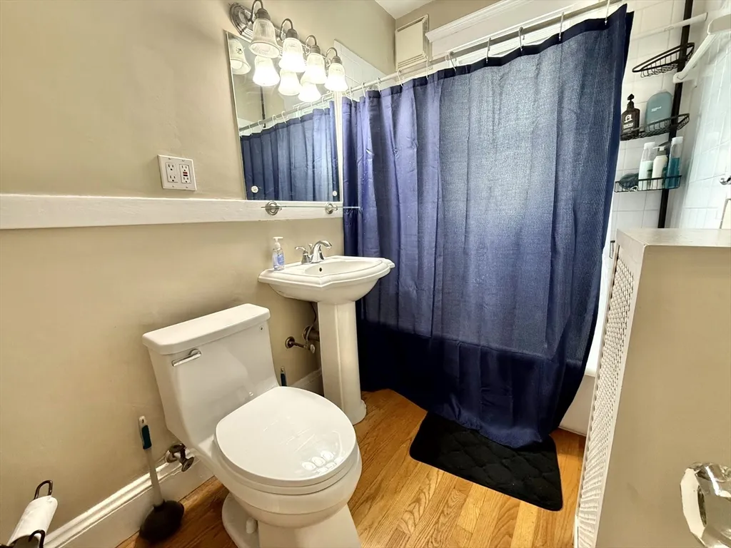 78 Hunnewell Ave, Brighton