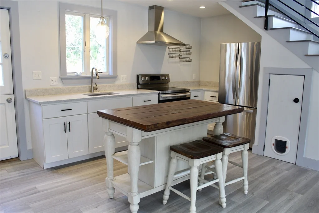 44 True Rd, Salisbury