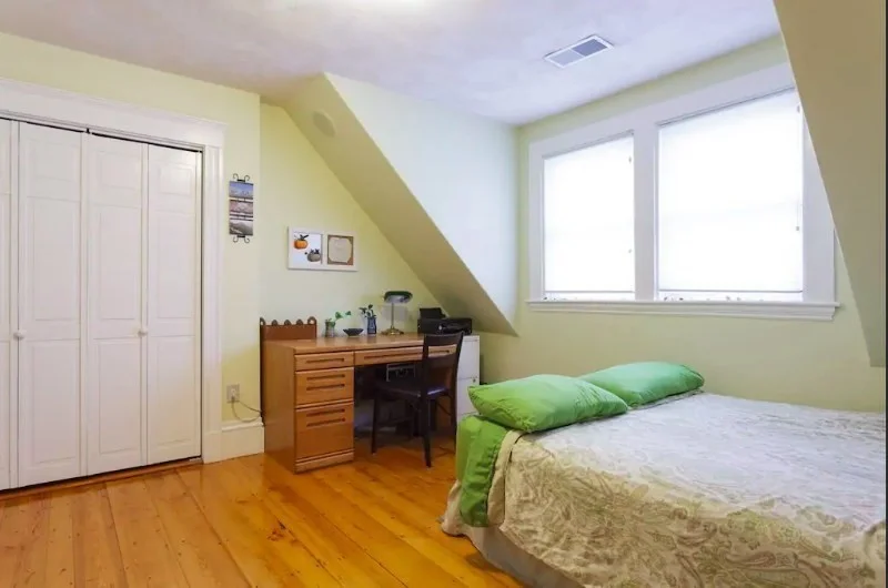 3 Hagar St, Jamaica Plain