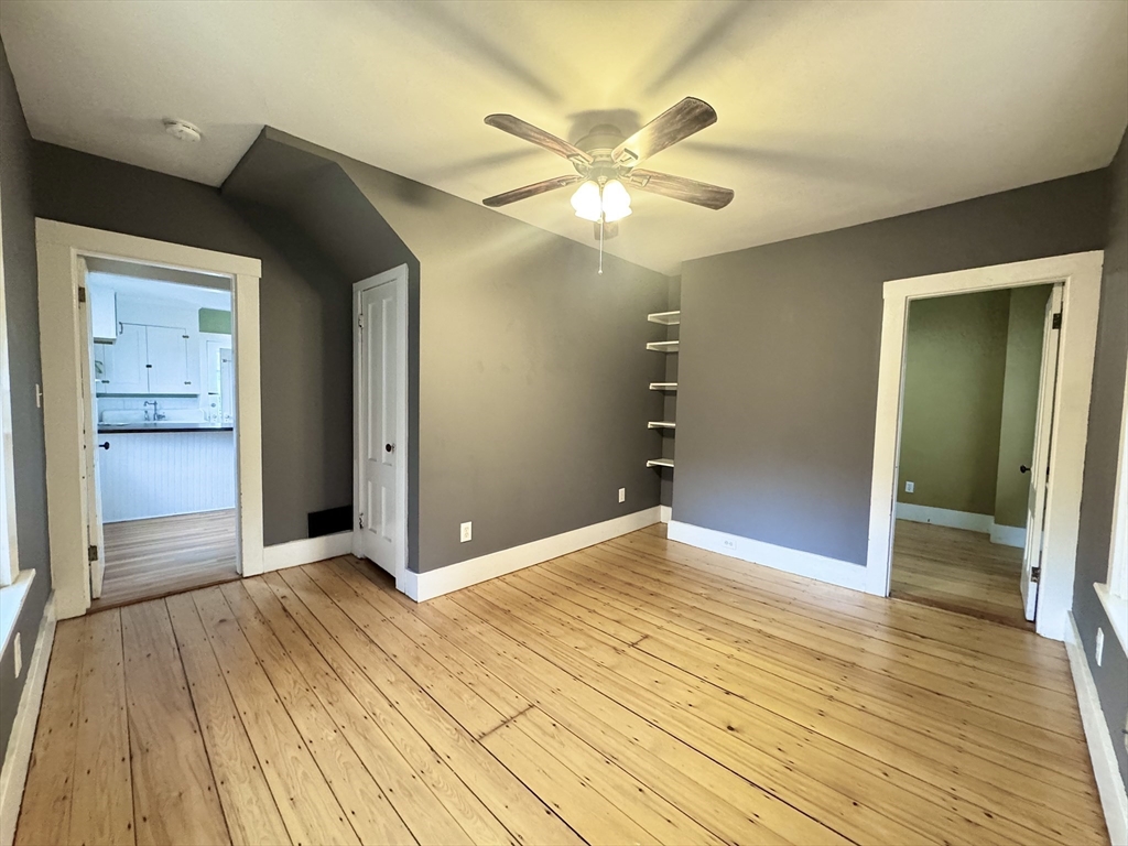 47 1/2 Jamaica St, Jamaica Plain