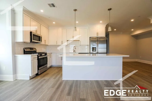28 North Beacon St, Allston