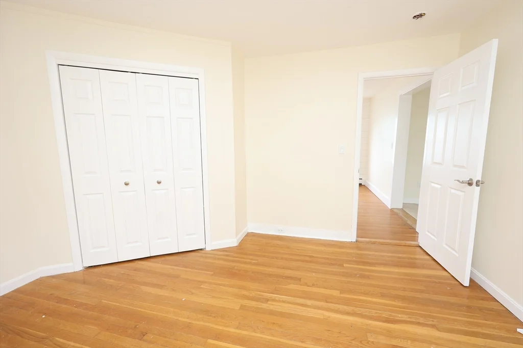 50 Atherton St, Stoughton