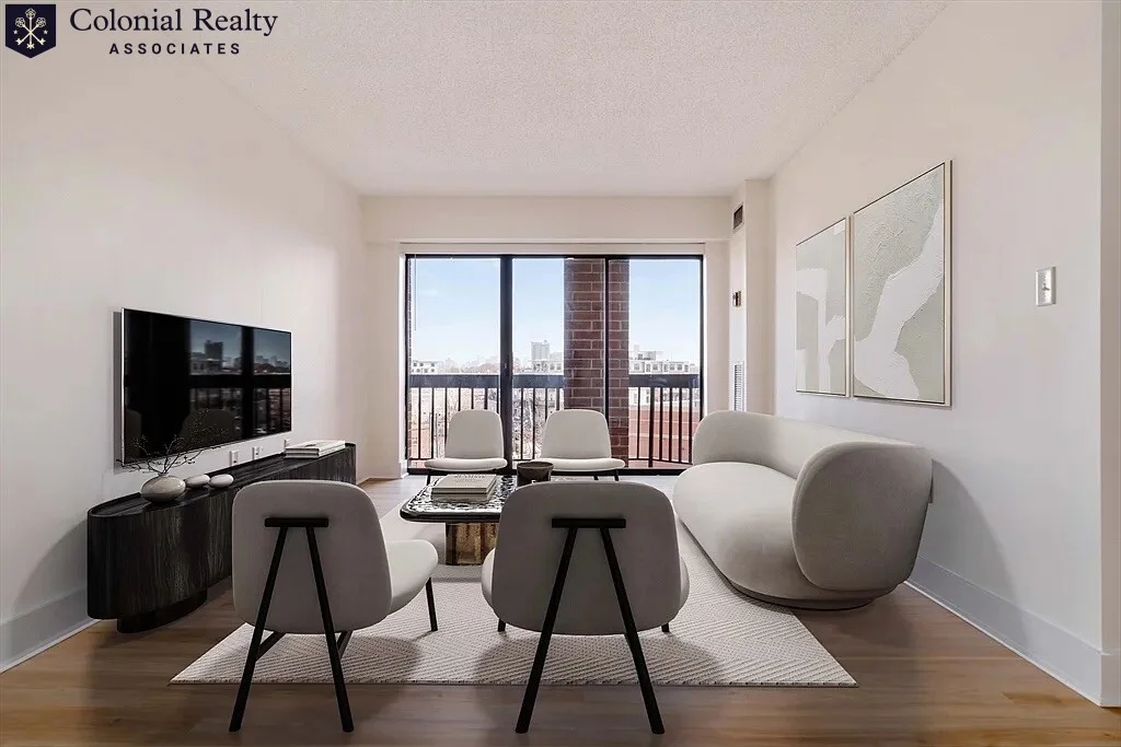 15 North Beacon St, Allston