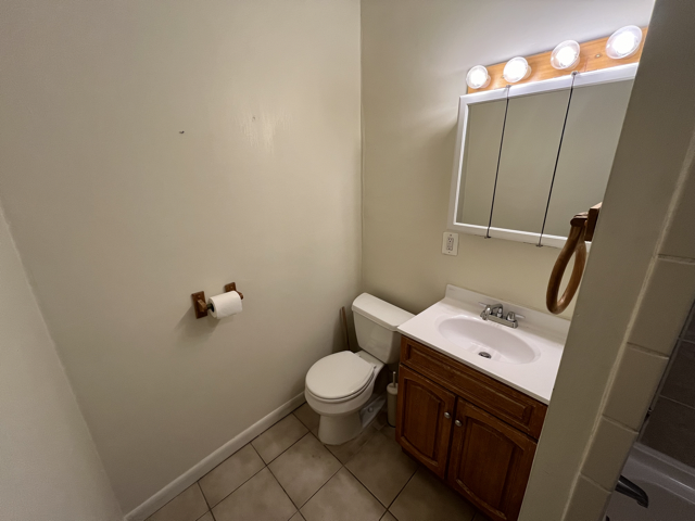 6 Alberta Ter, North Cambridge