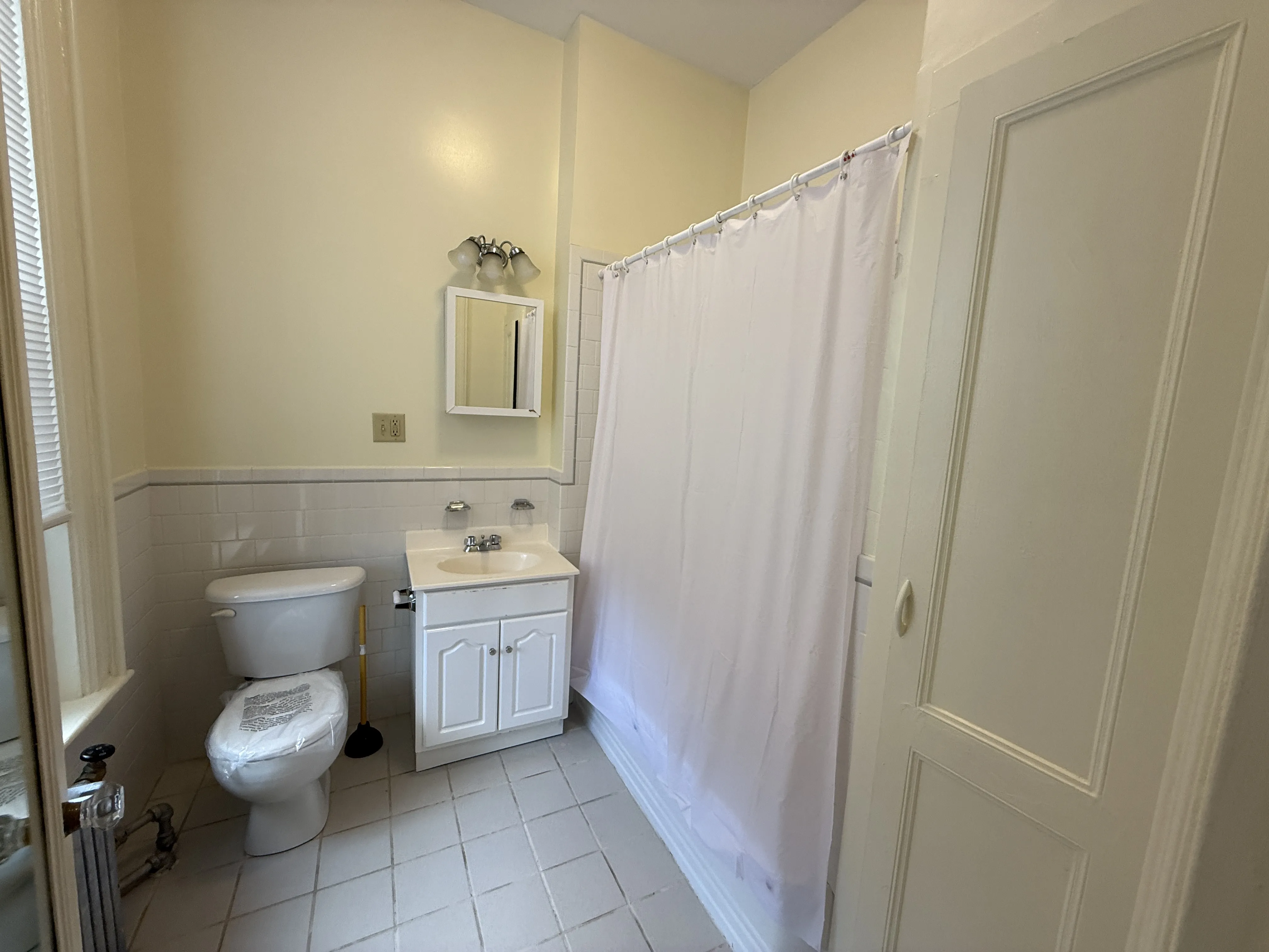 379 Commonwealth Ave, Back Bay