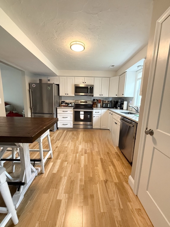 7 Sherman Ter, Natick