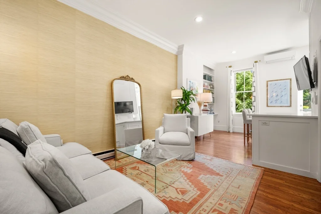 66 Appleton St, South End