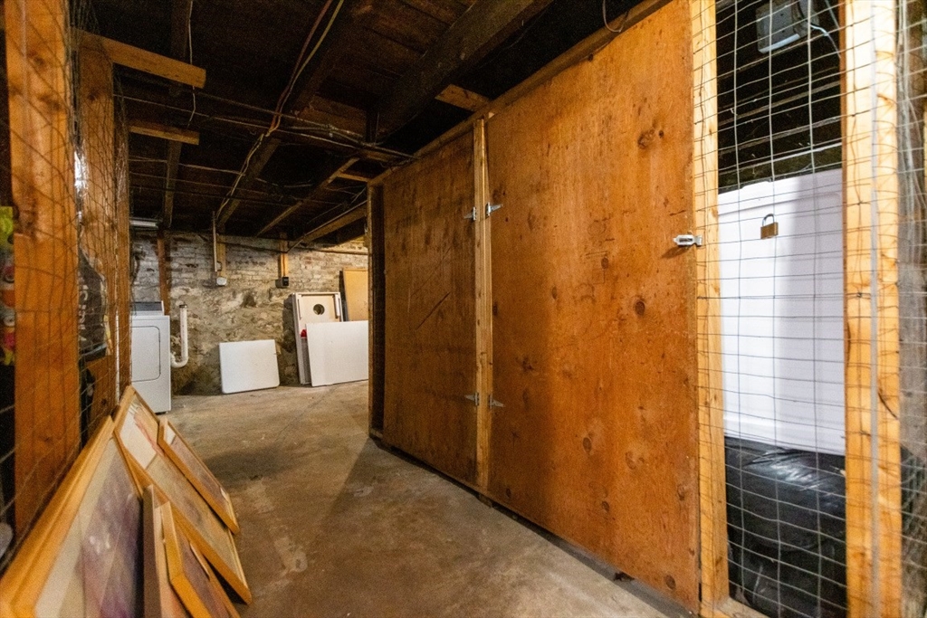 21-1 Spring St, Stoneham