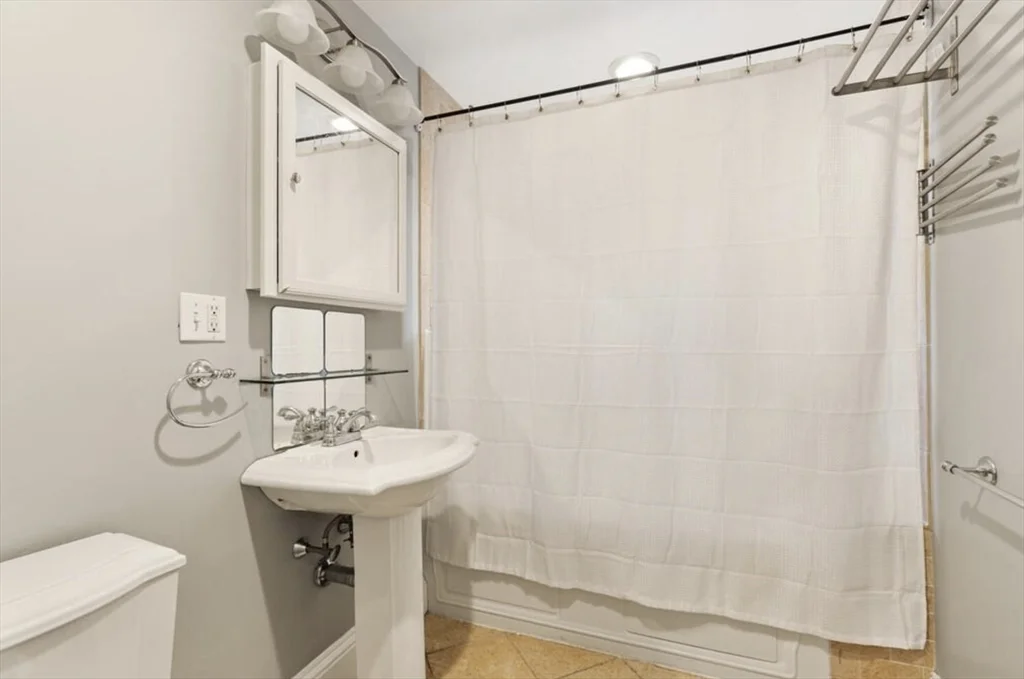 8 Taft St, Dorchester