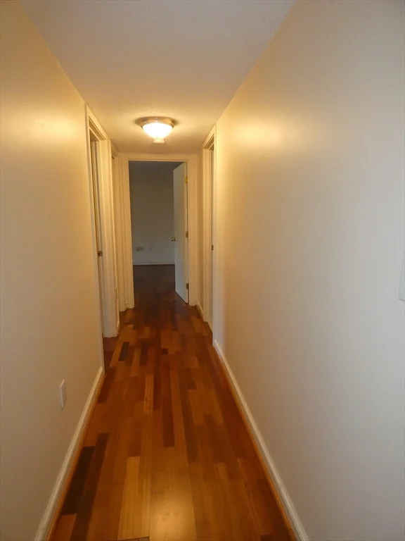 380 Place Ln, Woburn