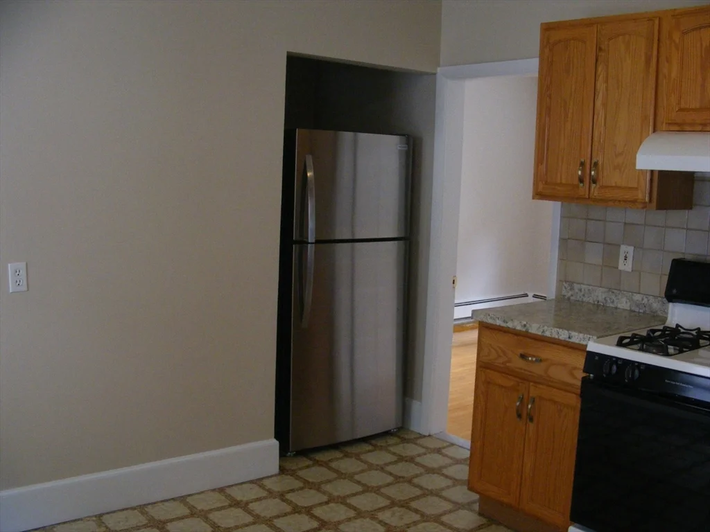 53 Marshall St, Medford