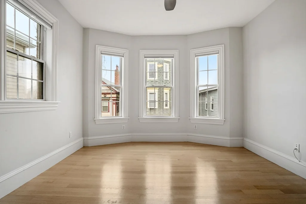 703 East 4th St, South Boston