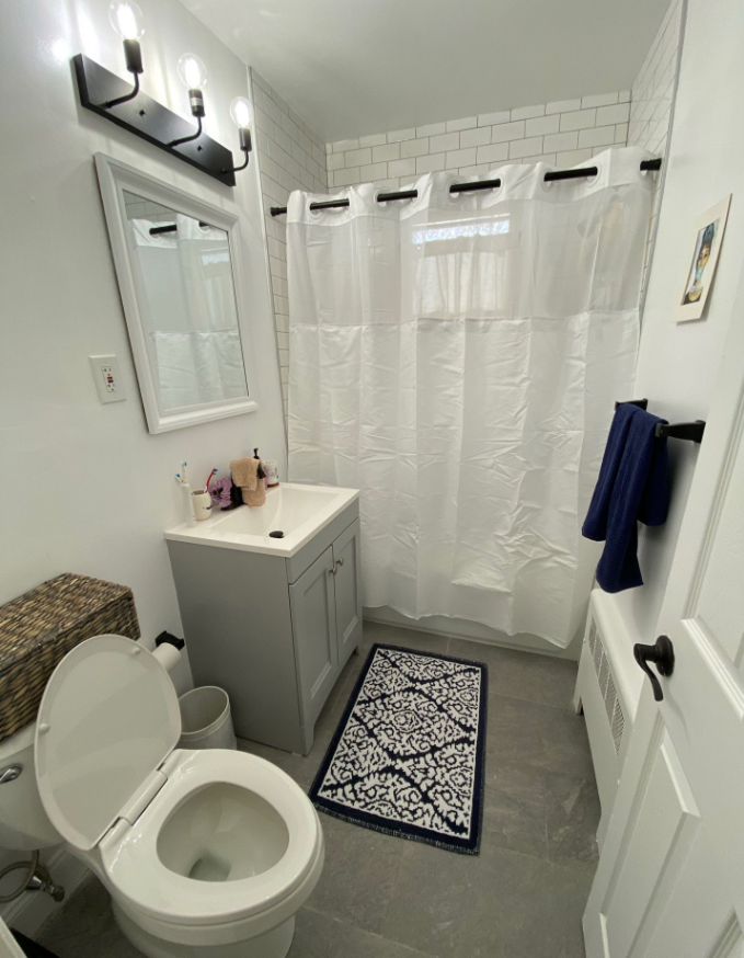 90 Winthrop Shore Dr, Winthrop