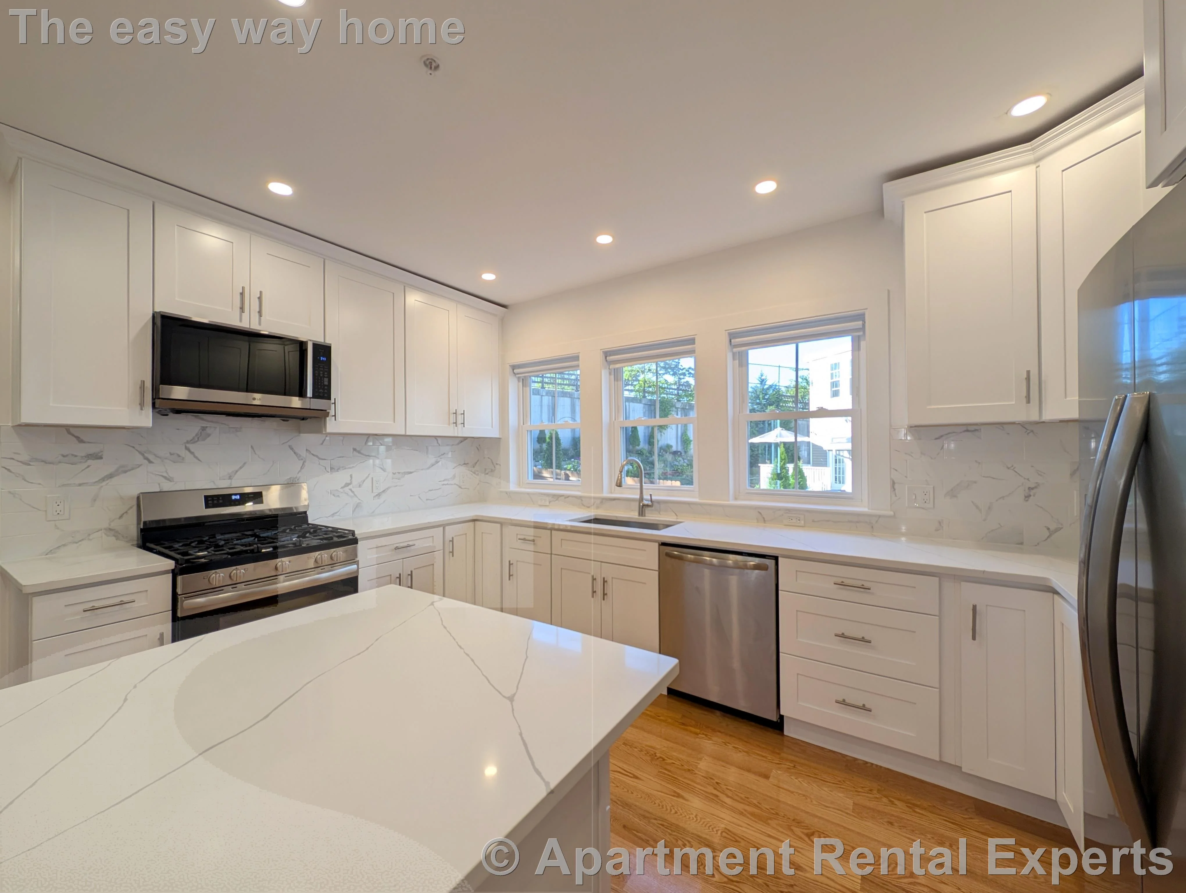 86 Orchard St, Tufts