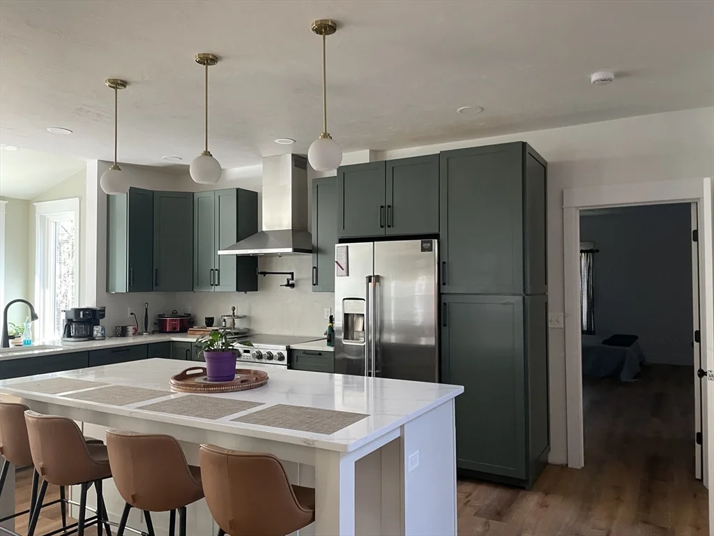 1 Lamoureux Ln, Spencer