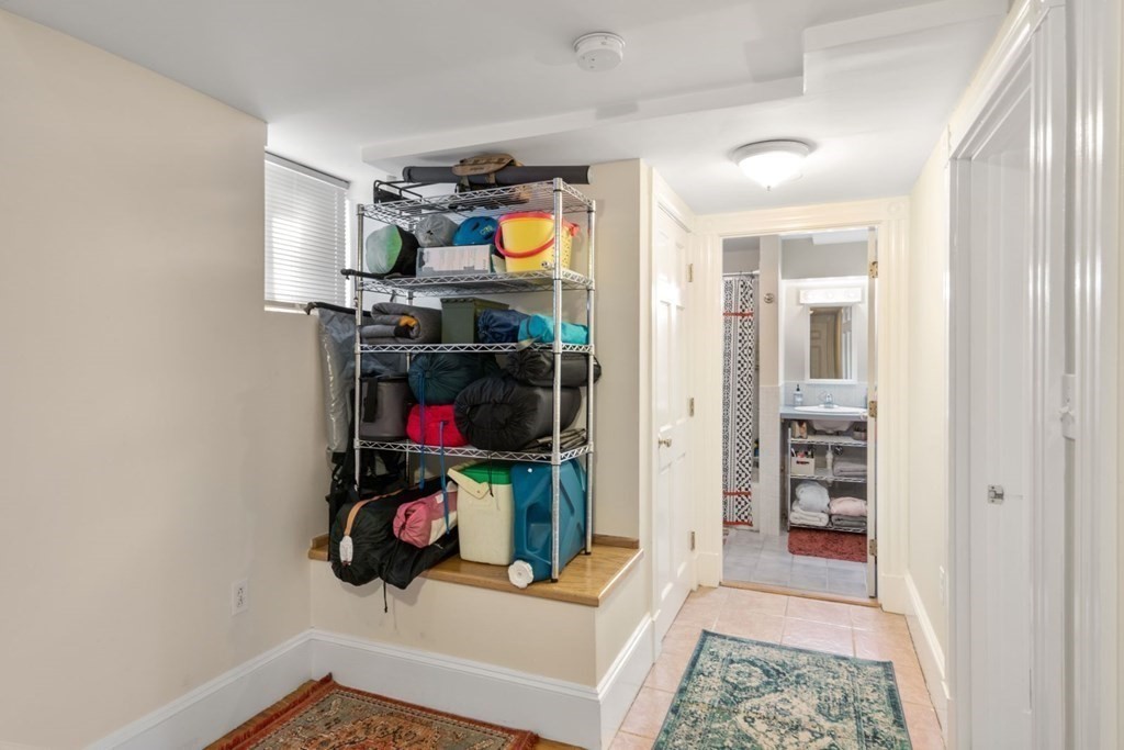 12 Magnolia Ave, Mid-Cambridge