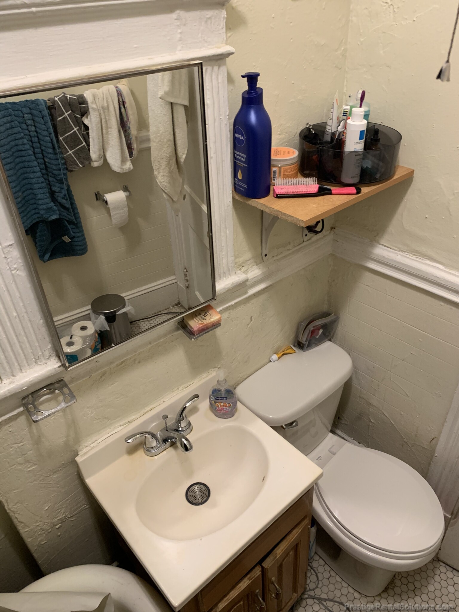 11 Royce Rd, Brighton