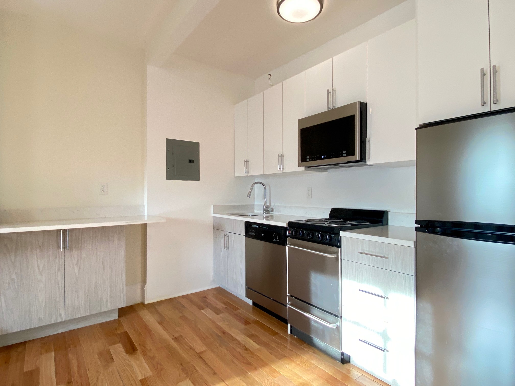 Studio bed, 1 bath apartment for rent at 92 Charles Unit 51A, Beacon Hill — photo 33 of 43