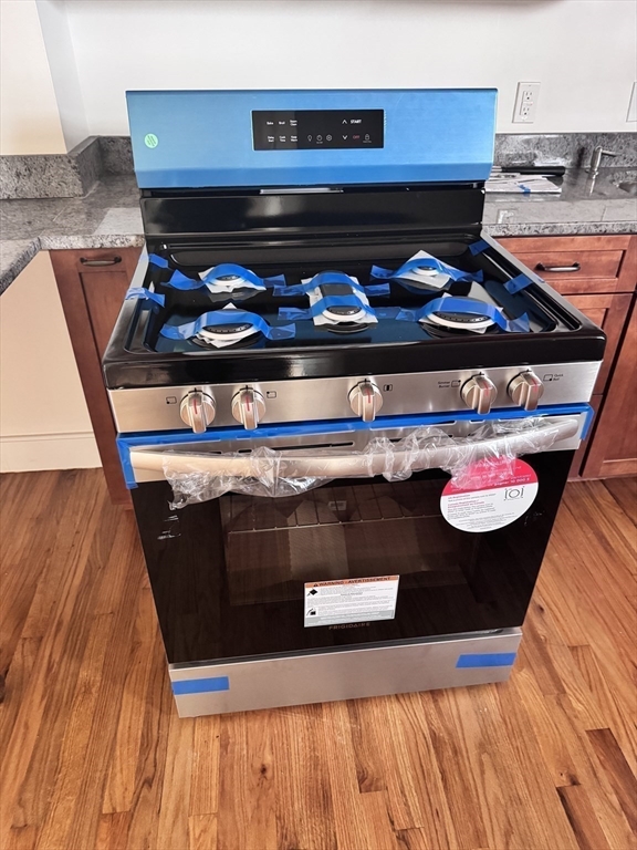 13 Murray Ct, East Boston