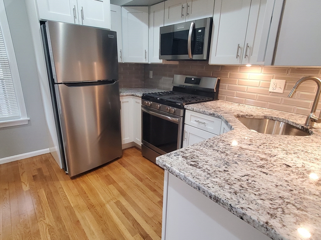 927 Dorchester Ave, Dorchester