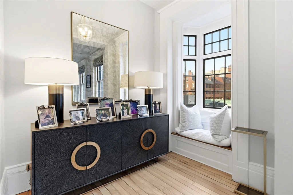 50 River St, Beacon Hill