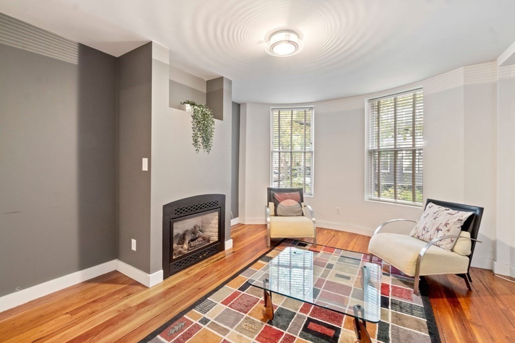 94 Brook St, Central Village