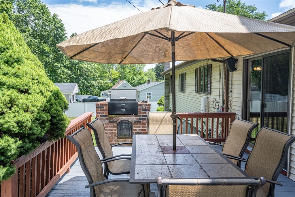 47 Oriole Dr, Dracut