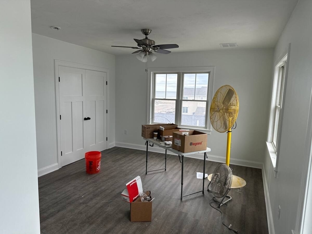 10 Charlotte St, Rexhame