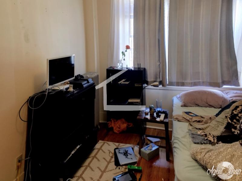 4 Price Rd, Brighton