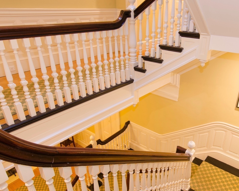 404 Marlborough St, Back Bay