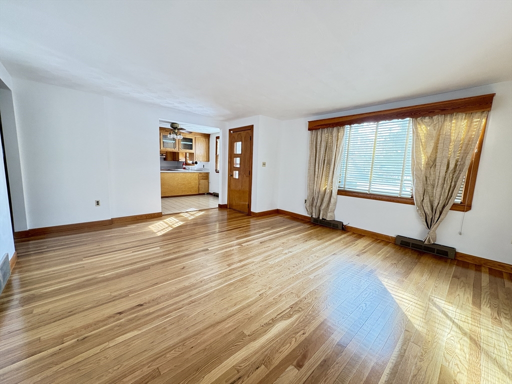 4 Easement Rd, Tewksbury