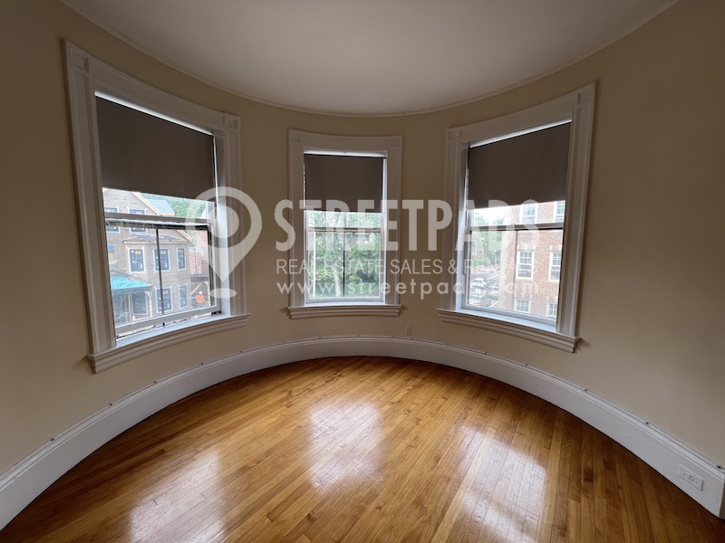 2 Ware St, Mid-Cambridge