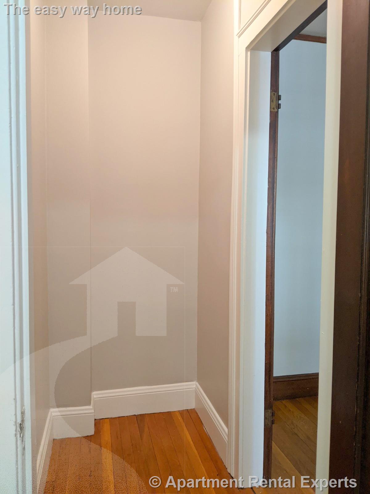 119 College Ave, Davis Square