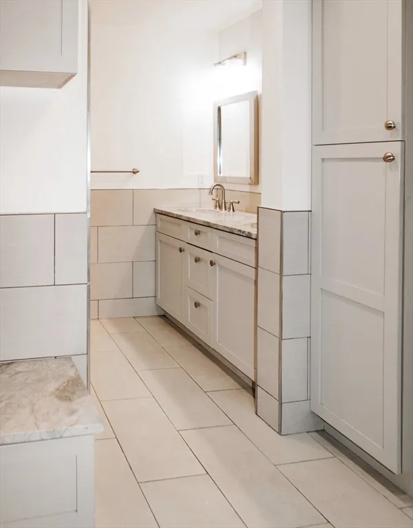 643 East 5th St, South Boston