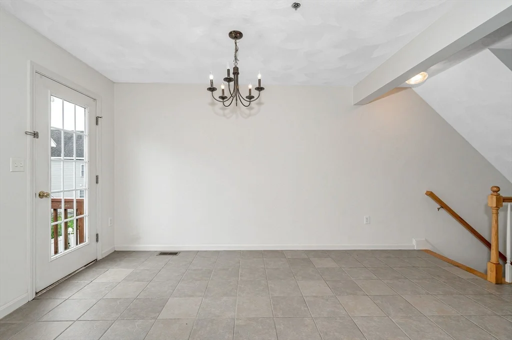 42 Rogers St, Tewksbury