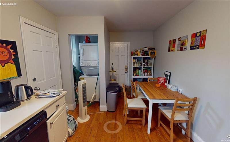 54 Kelly Rd, Cambridgeport