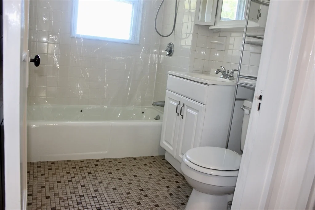 154 Mount Vernon St, Malden