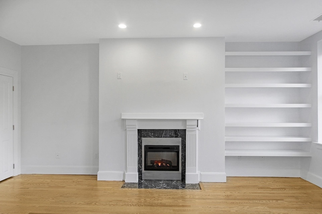 140 Boylston St, Back Bay