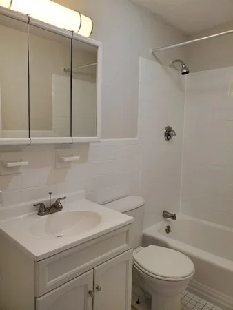 580 Cummins Highway, Mattapan