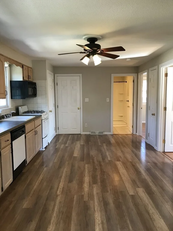 53 Malwood Ave, Dracut