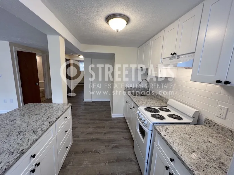 176 North Beacon St, Brighton