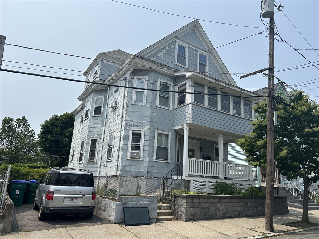 35 Joseph St, Medford