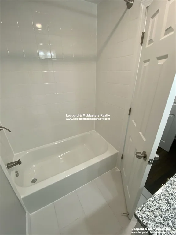 519 Washington, Griggs Park