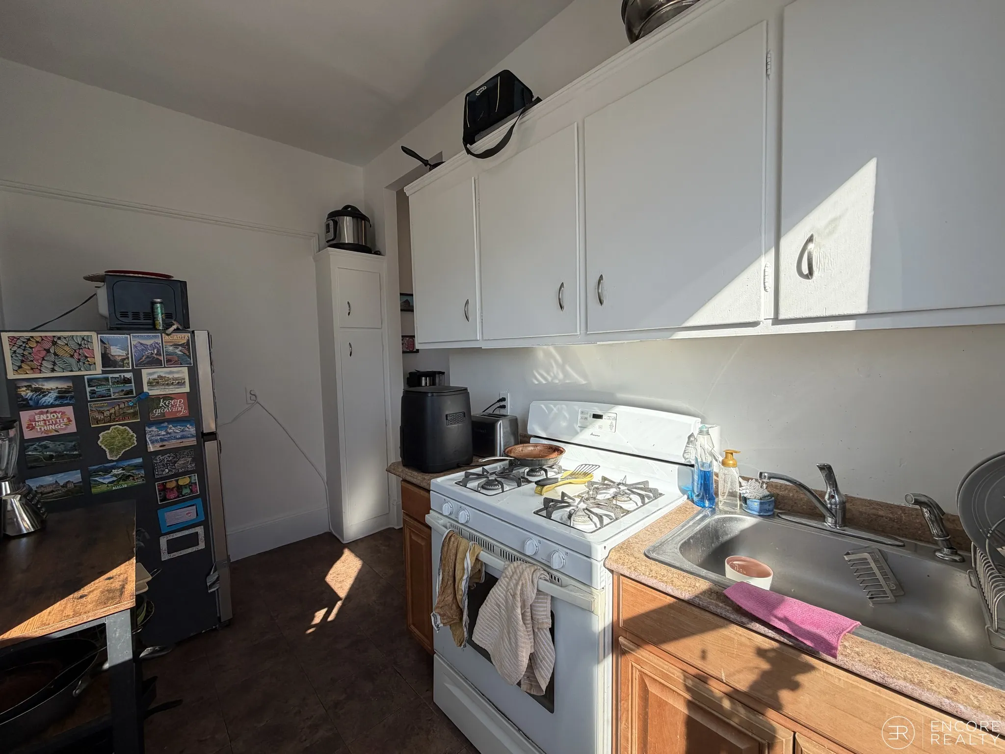 16 Davis Ave, Emerson Gardens