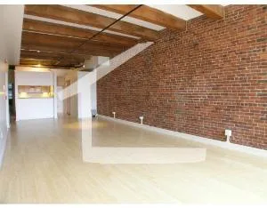 254 Friend St, West End