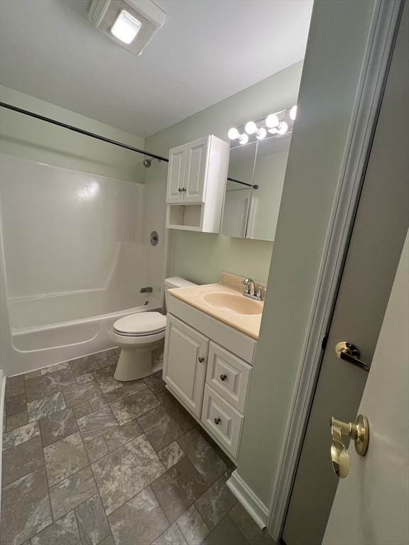 655 W Lowell Ave, Haverhill