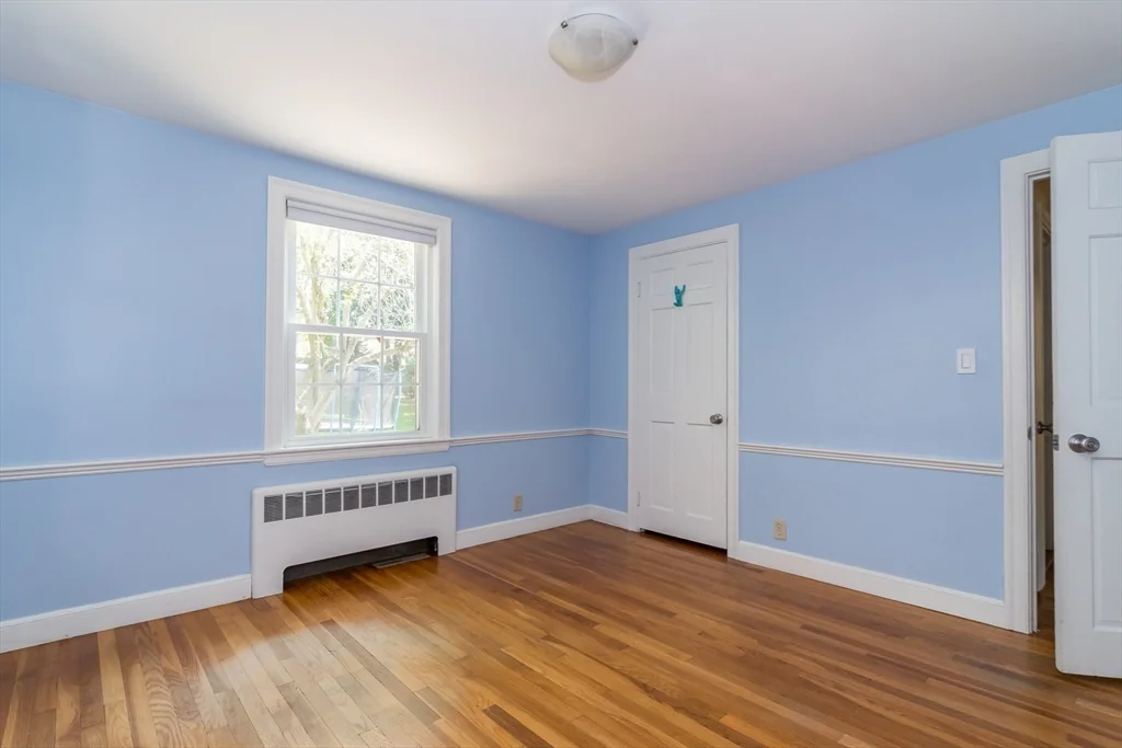 15 Charles St, Natick