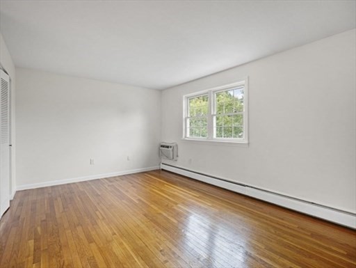 255 Rock St, Norwood