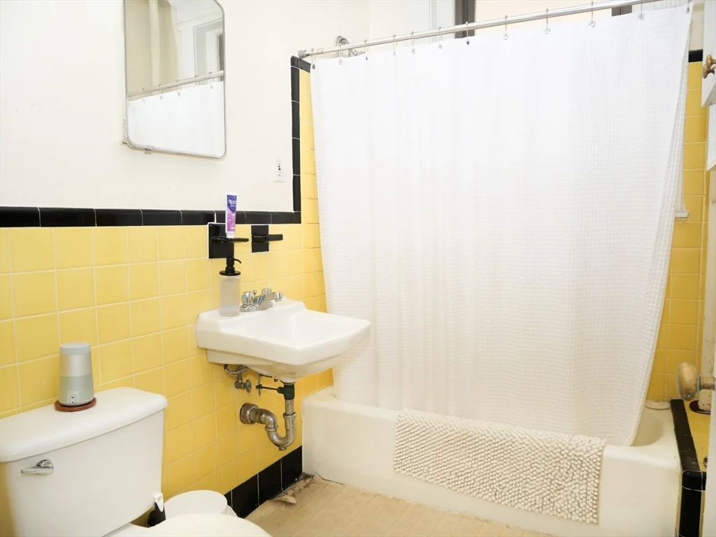 1378 Beacon, Coolidge Corner