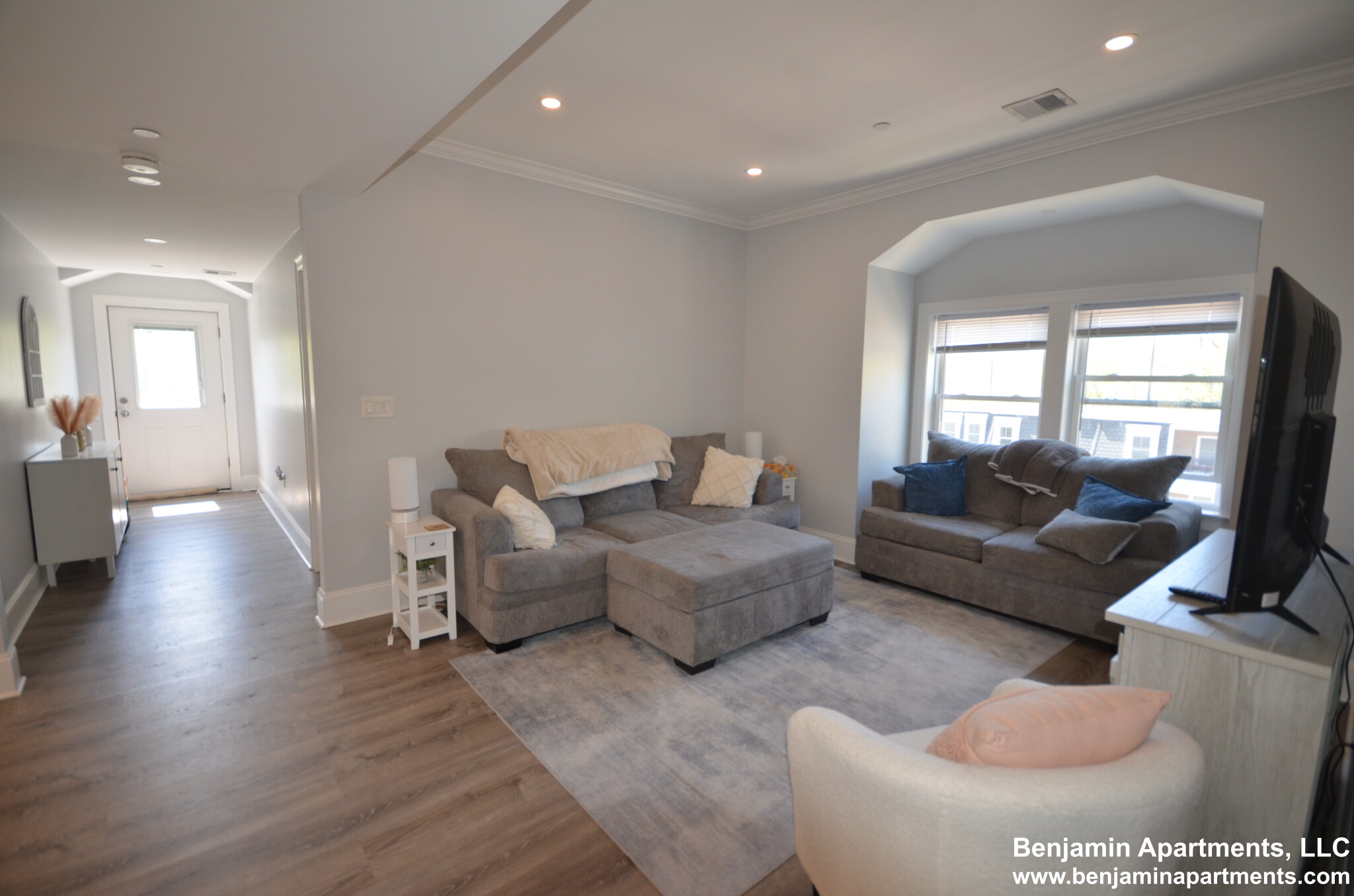 120 Kenrick St, Oak Square